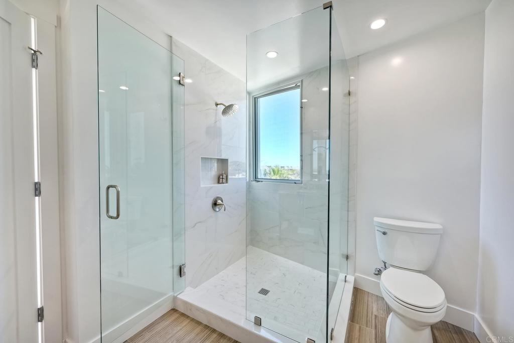 2646 State Street D Property Photo 9