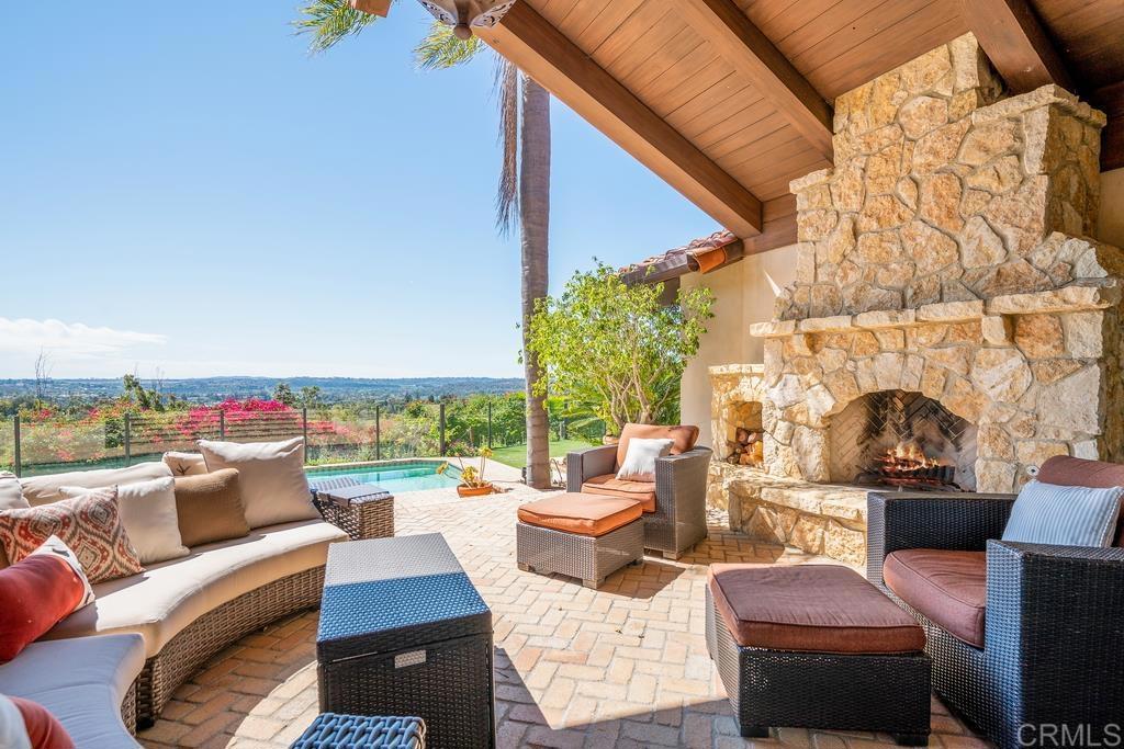 17140 El Mirador Property Photo 6