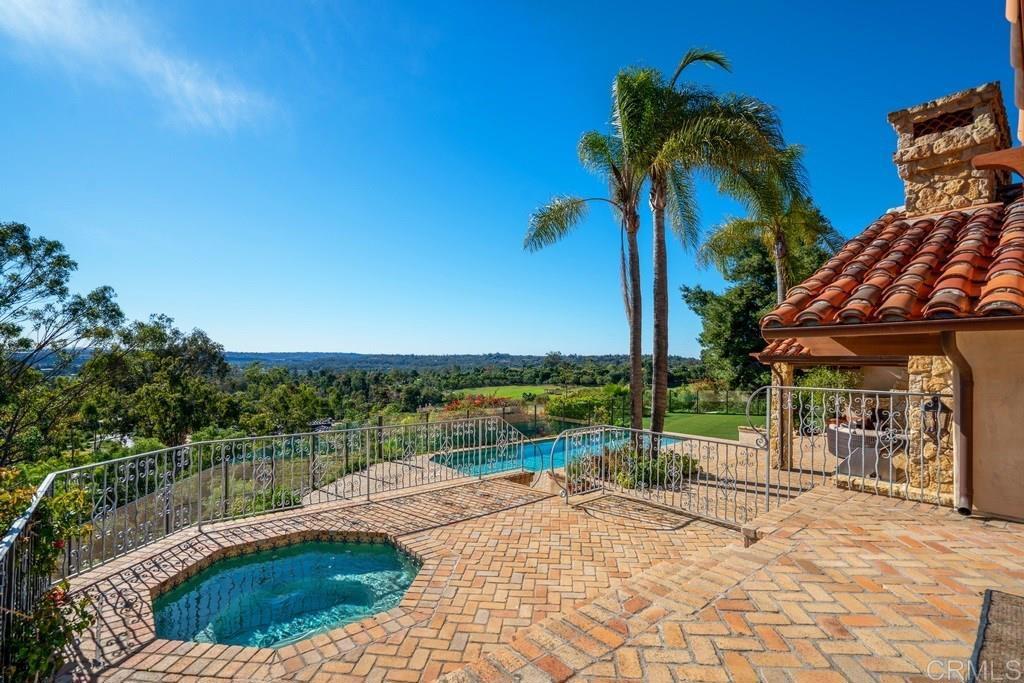17140 El Mirador Property Photo 7