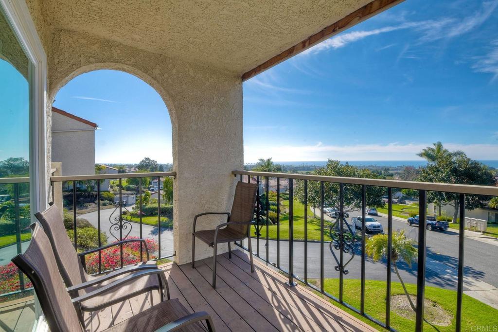6675 Paseo Del Norte B Property Photo 11