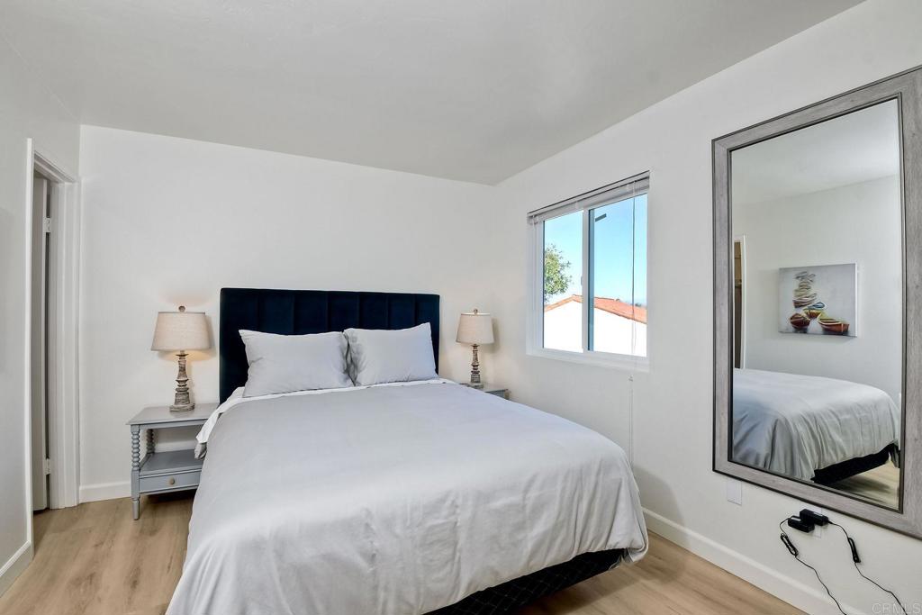 6675 Paseo Del Norte B Property Photo 14