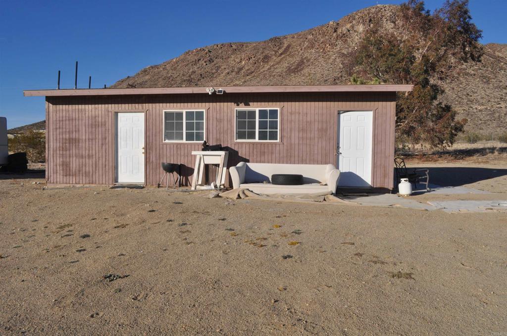 59175 Rocky Acres Road Property Photo 1