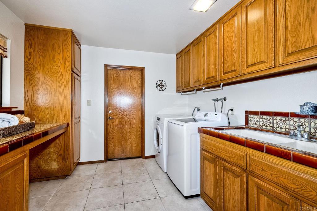 576 Camino De La Cima Property Photo 32