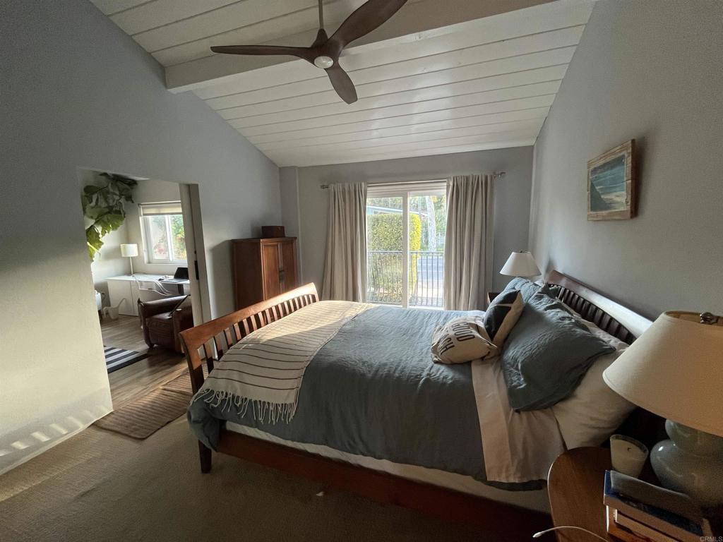 663 S Cedros Property Photo 7