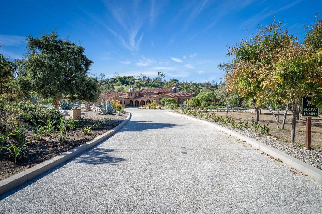 5631 El Camino Del Norte Property Photo 71