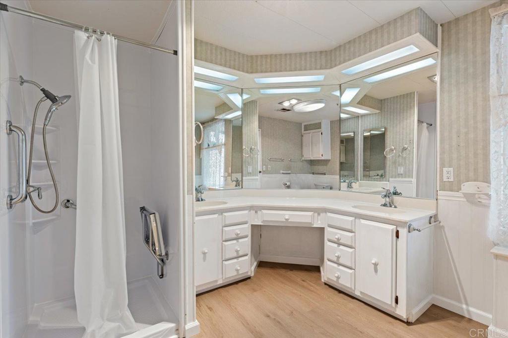 8975 Lawrence Welk Dr Spc # 224 Property Photo 28