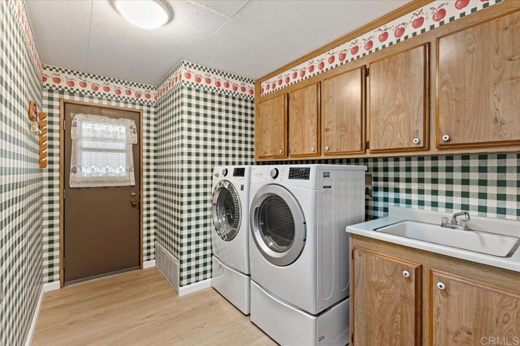 8975 Lawrence Welk Dr Spc # 224 Property Photo 31