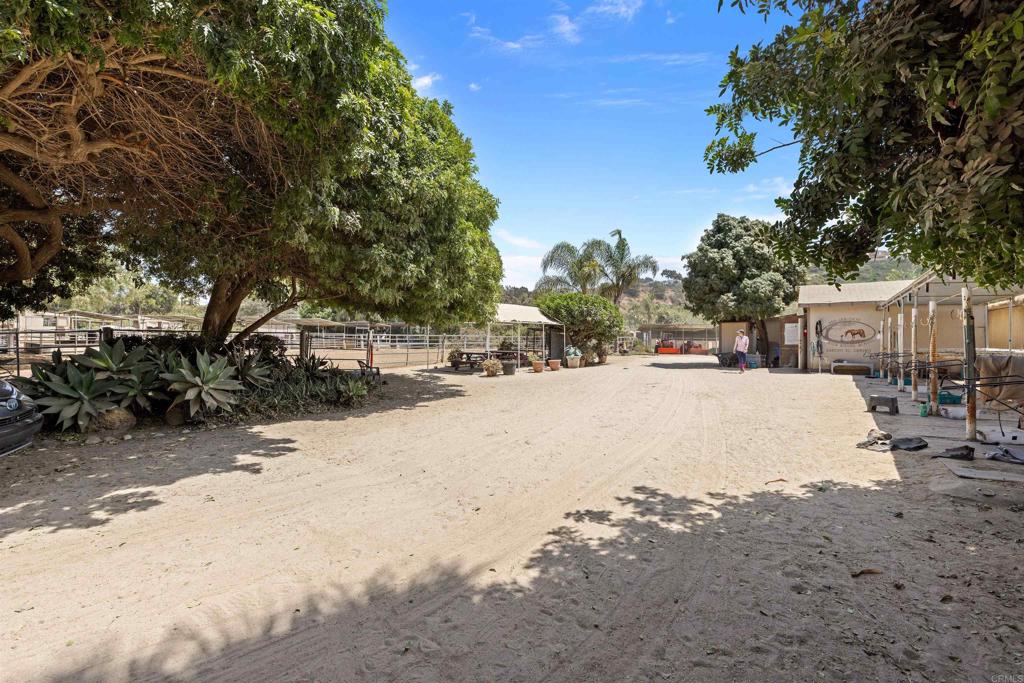 13998 Old El Camino Real Property Photo 5