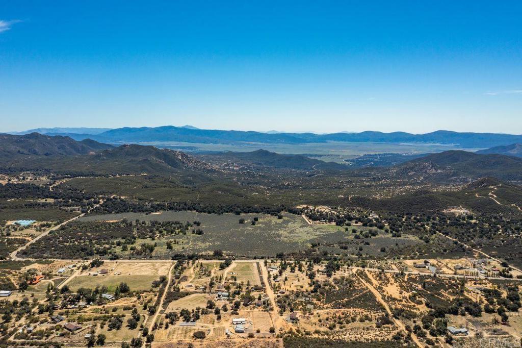 31225 Chihuahua Valley Road Property Photo 3