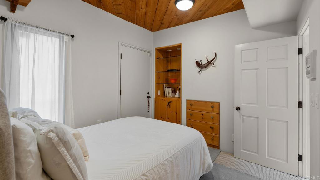 2027 Glasgow Avenue Property Photo 15