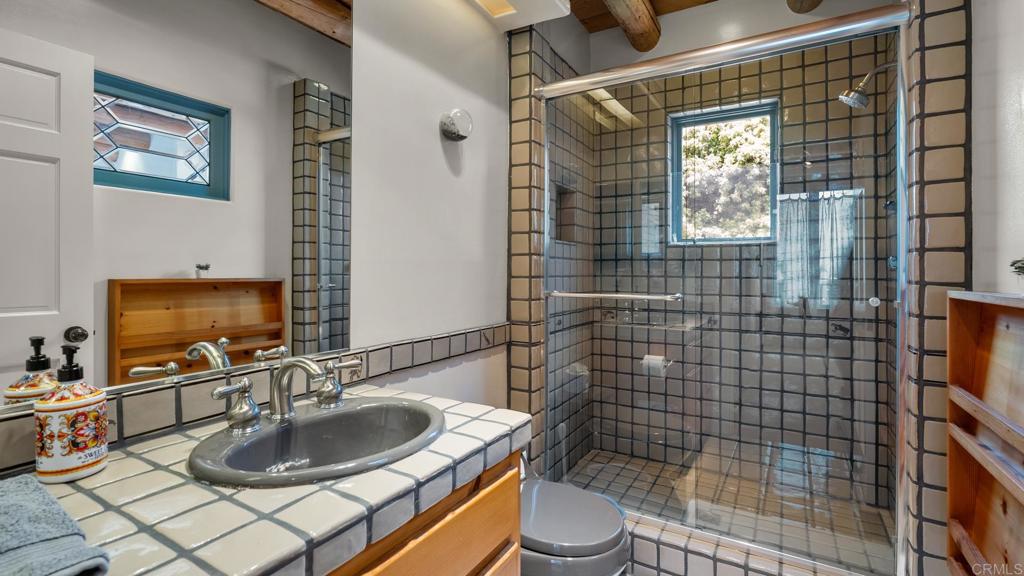 2027 Glasgow Avenue Property Photo 23