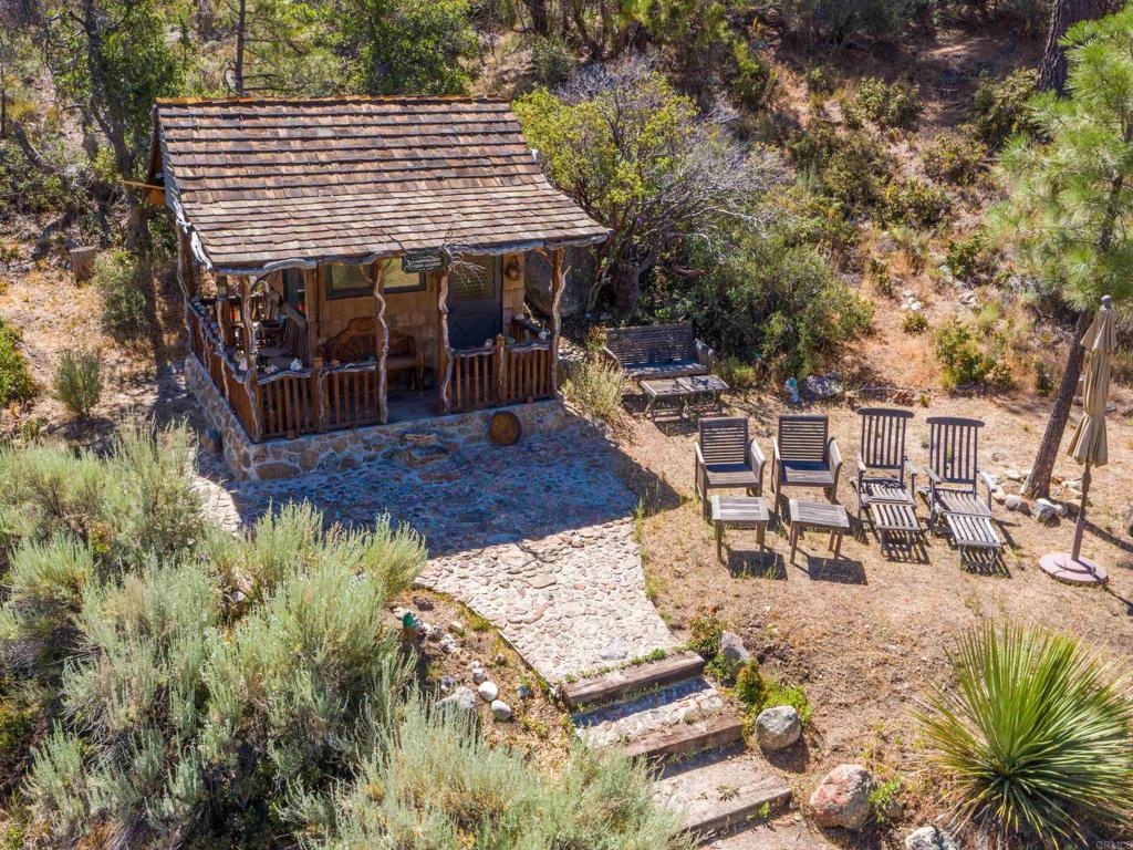 60833 Table Mountain Rd Property Photo 13