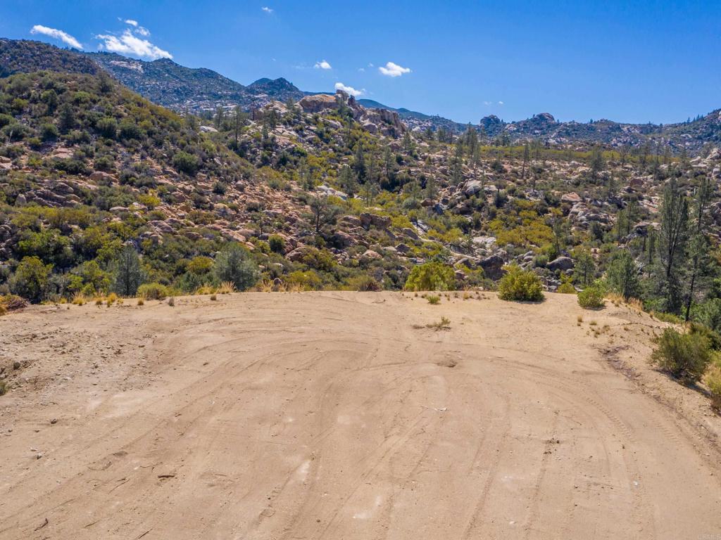60833 Table Mountain Rd Property Photo 15