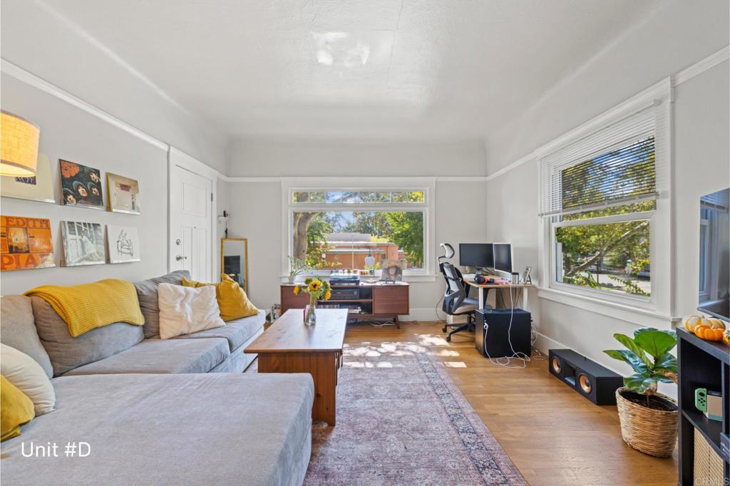 2711 I Street Property Photo 18