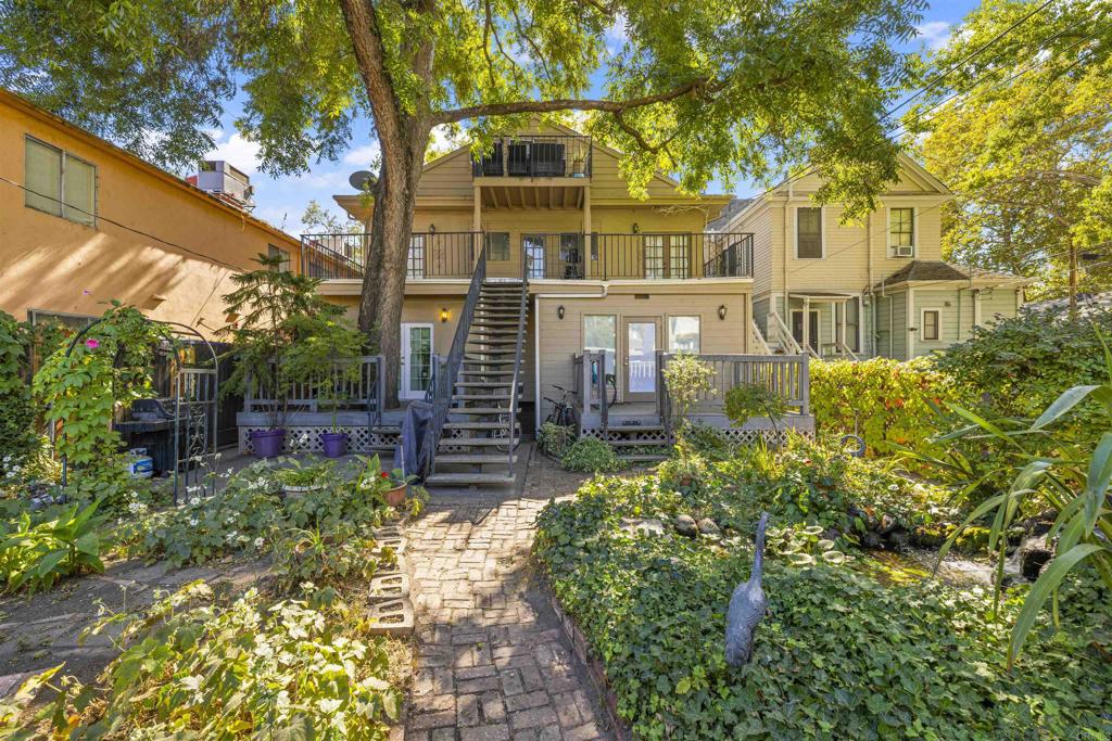 2711 I Street Property Photo 24