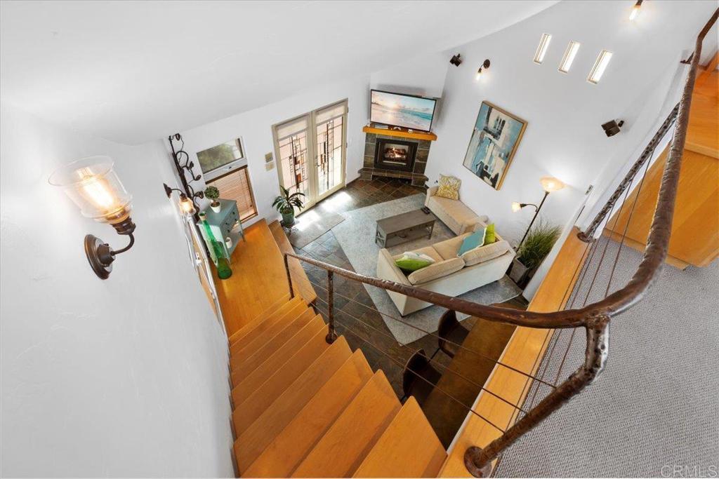 1733 Coast Property Photo 15