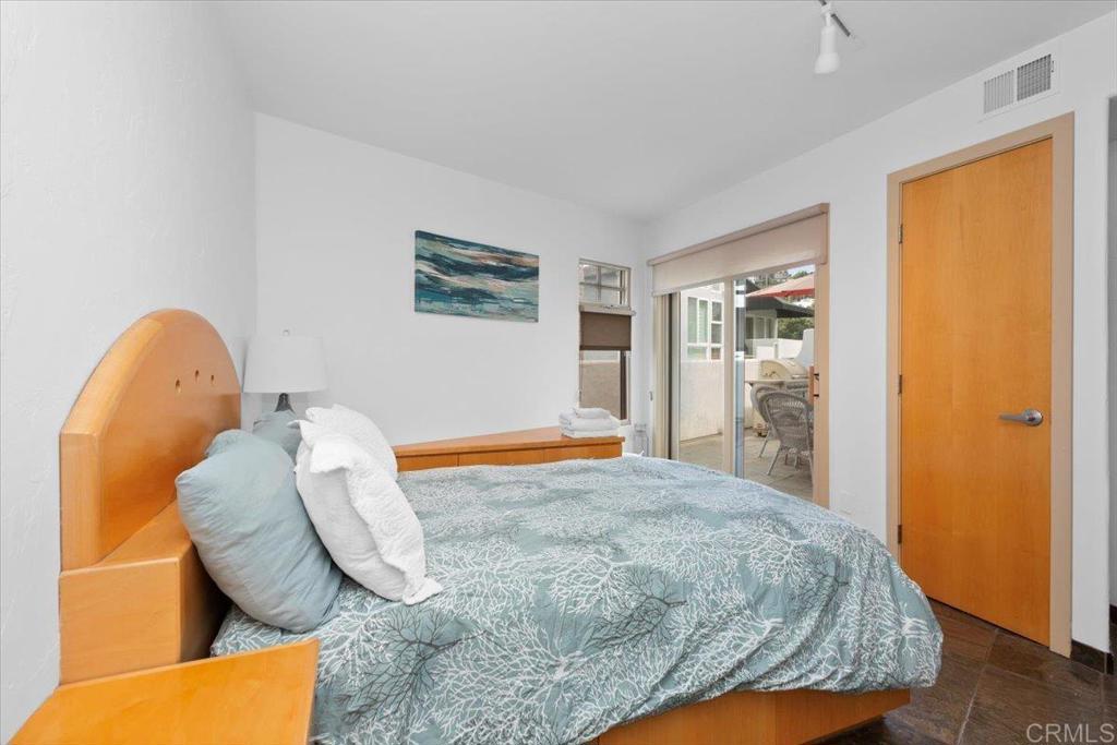 1733 Coast Property Photo 20