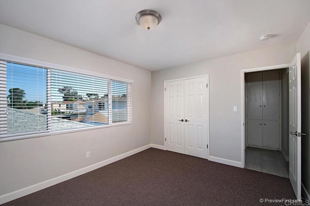 4455 61 52nd St Property Photo 13