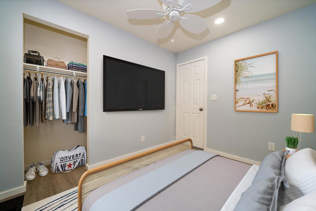 4660 N River Road 133 Property Photo 28