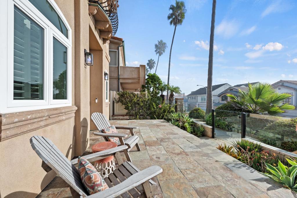 1632 S Pacific Street B Property Photo 5