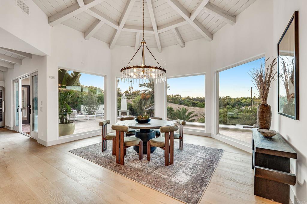 7102 Via De Maya Property Photo 8
