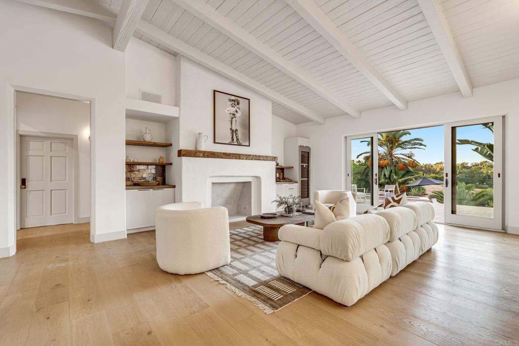 7102 Via De Maya Property Photo 10