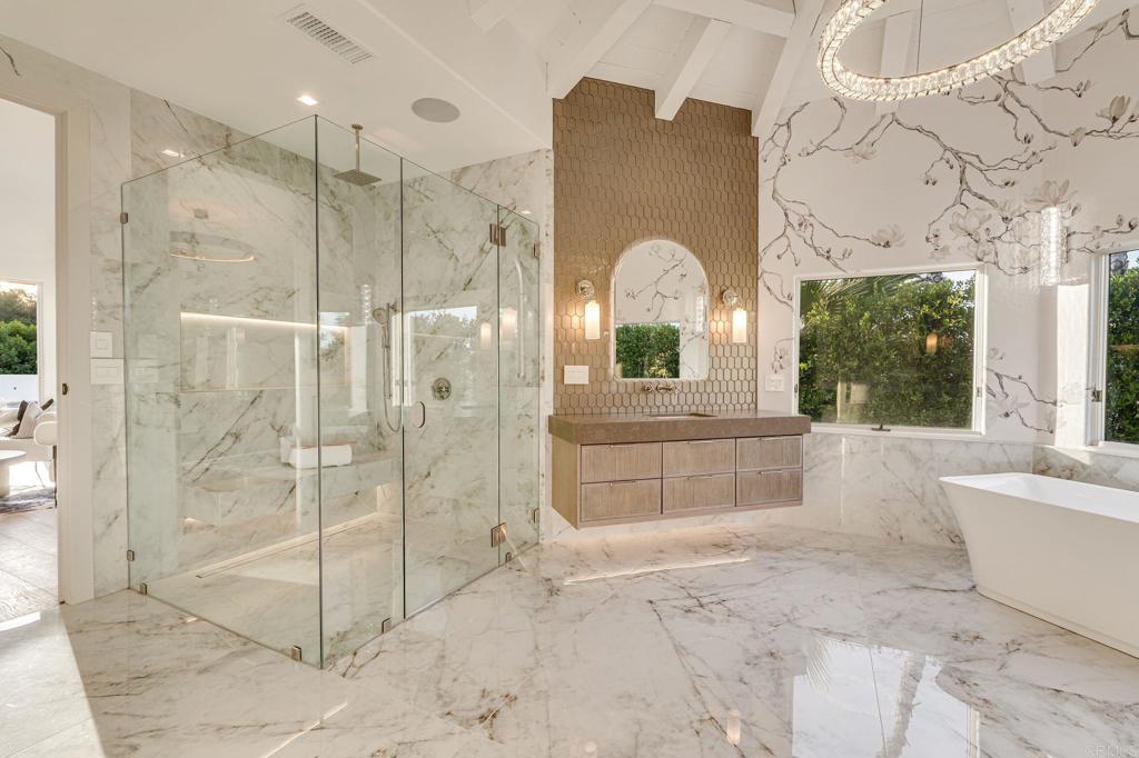7102 Via De Maya Property Photo 16