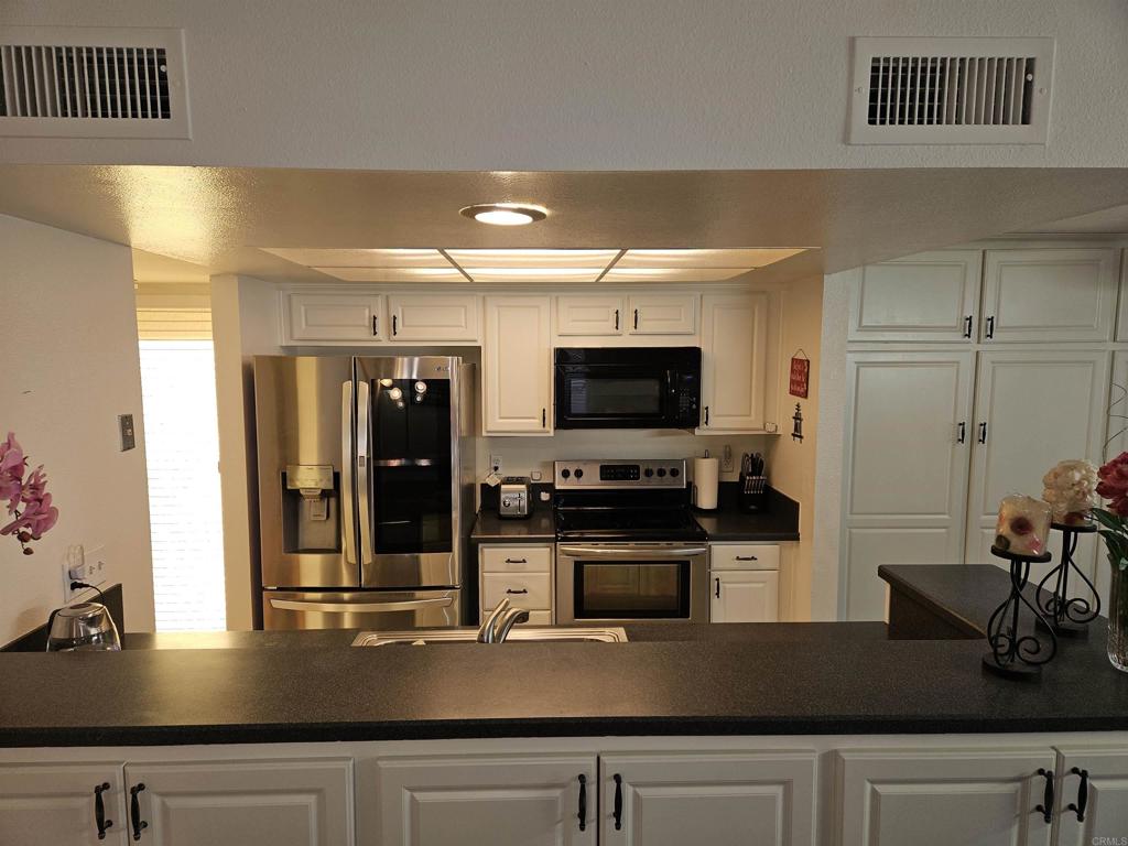 23821 Green Haven Lane Property Photo 4