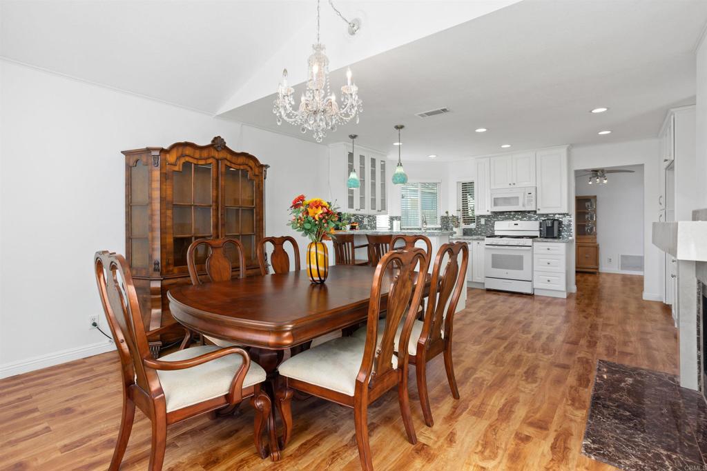 1854 Corte Segundo Property Photo 7