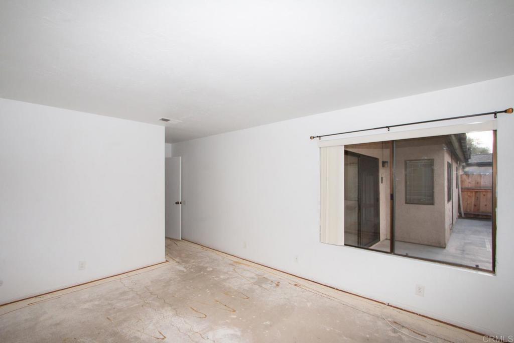 737 Nob Circle Property Photo 12