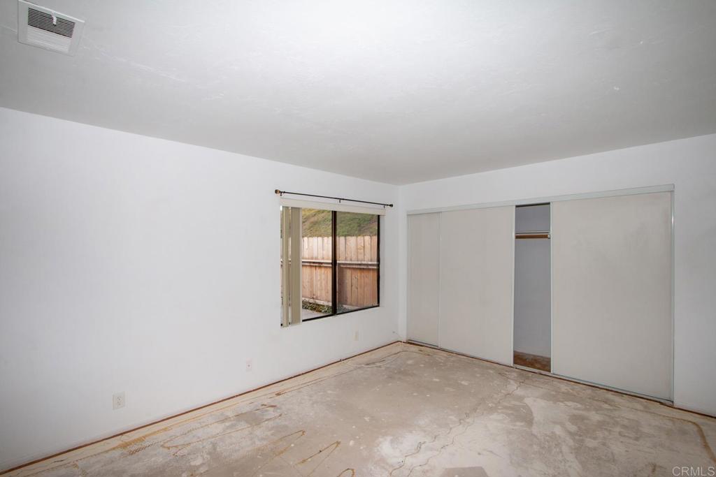 737 Nob Circle Property Photo 13