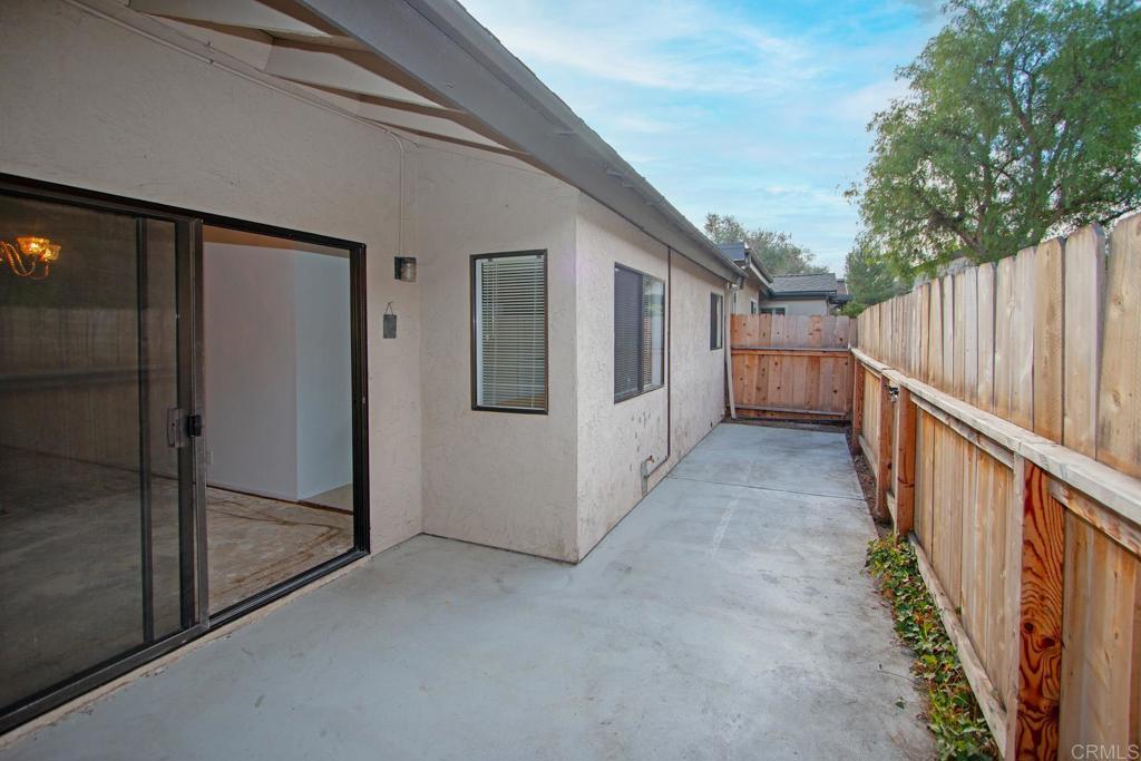 737 Nob Circle Property Photo 17
