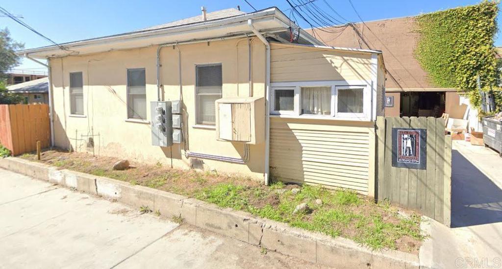 4421 Park Boulevard Property Photo 6