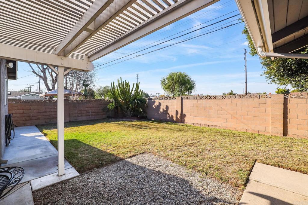 17575 Santa Paula Circle Property Photo 32