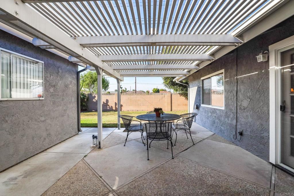 17575 Santa Paula Circle Property Photo 33