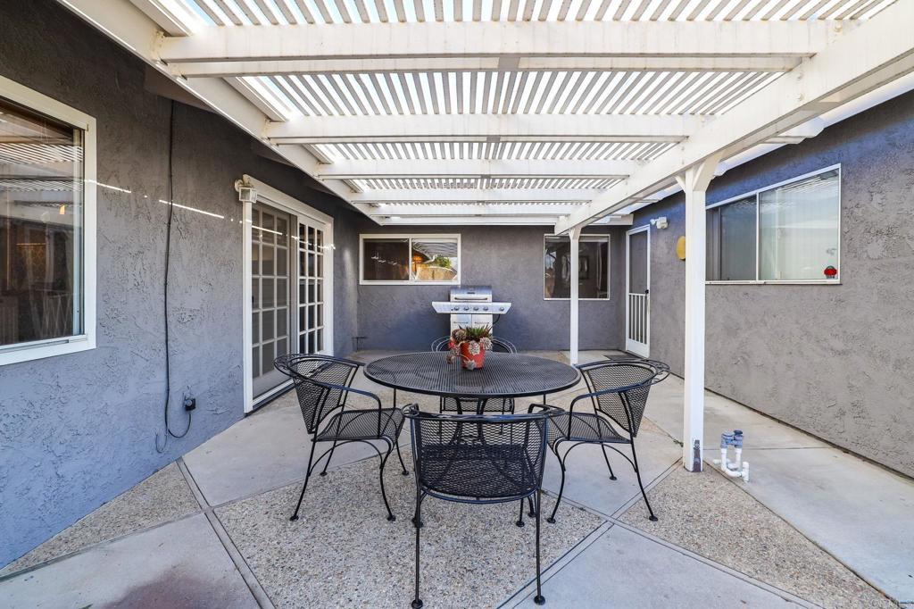 17575 Santa Paula Circle Property Photo 34