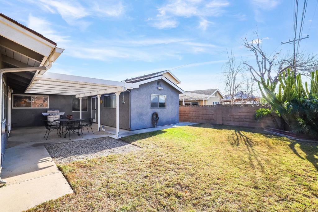 17575 Santa Paula Circle Property Photo 35