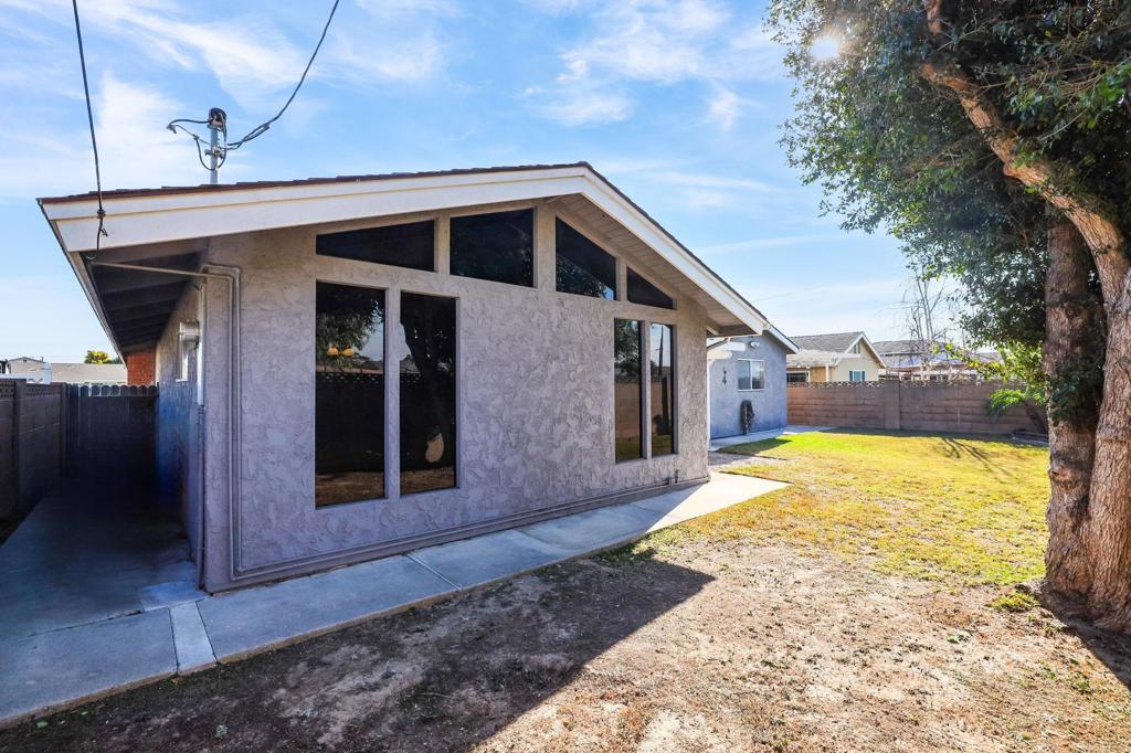 17575 Santa Paula Circle Property Photo 38