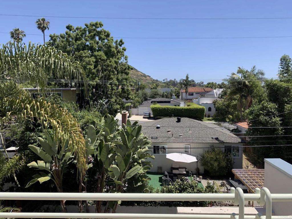 605 Bonair Place Property Photo 12