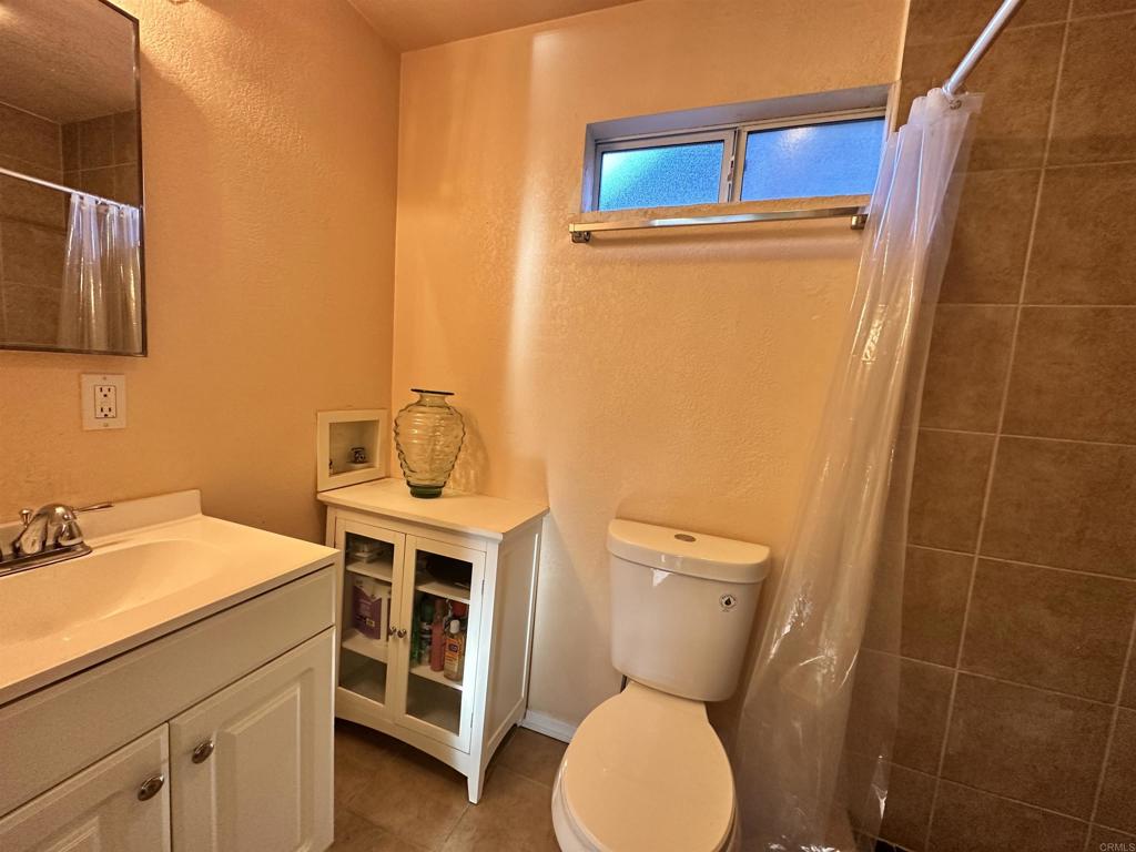 523 N Vulcan Avenue 41 Property Photo 6