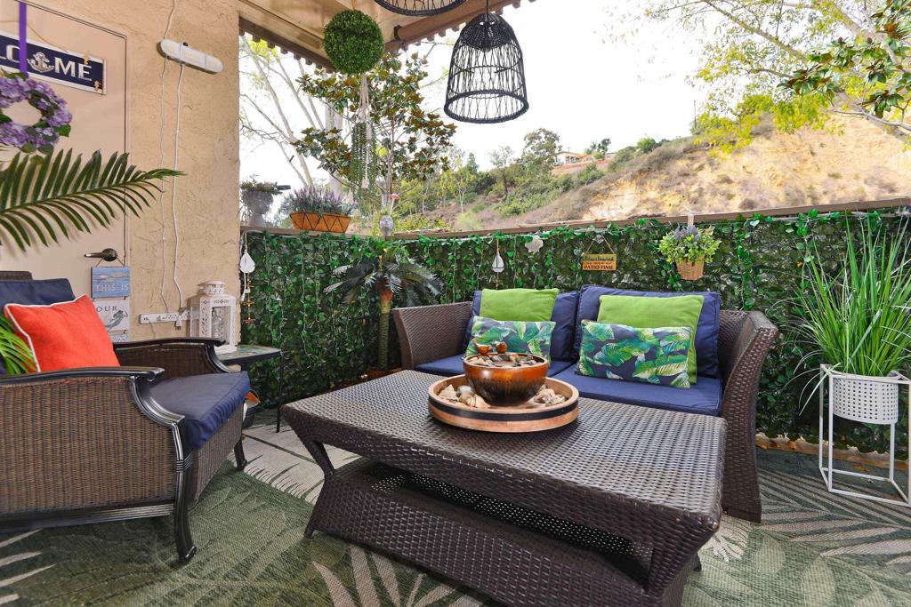 8503 Villa La Jolla Drive B Property Photo 7