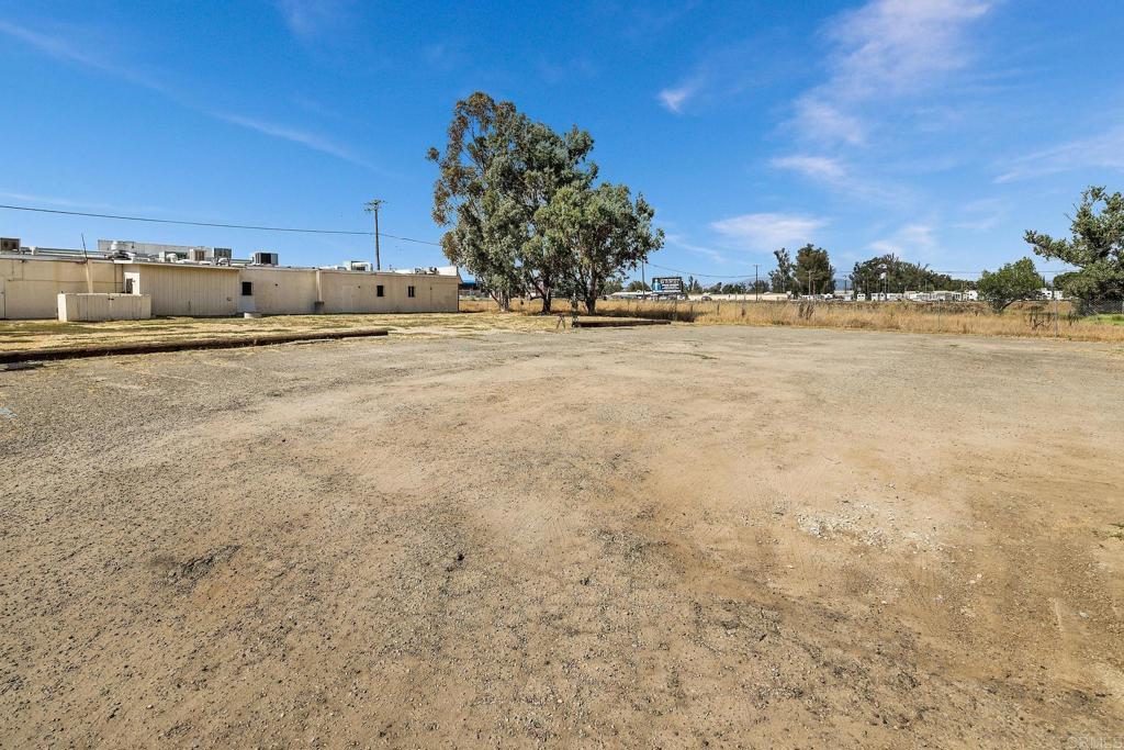 Property Photo 31