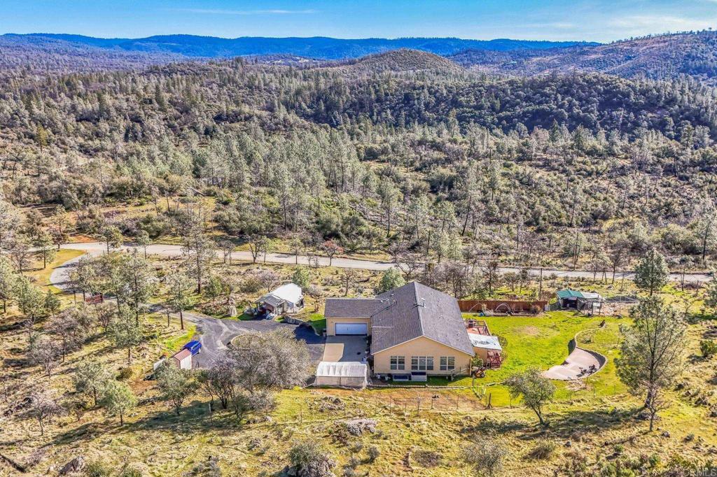 735 Swedes Flat Rd Property Photo 1
