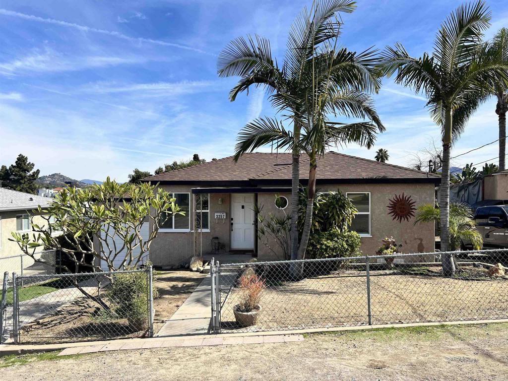 3257 Vista Avenue Property Photo