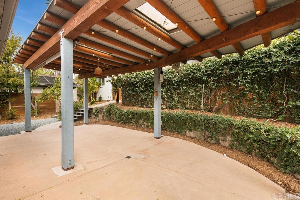 869 Eugenie Avenue Property Photo 17
