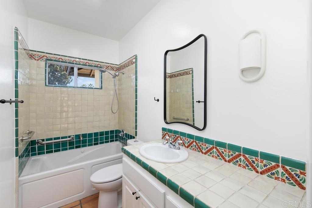 869 Eugenie Avenue Property Photo 25