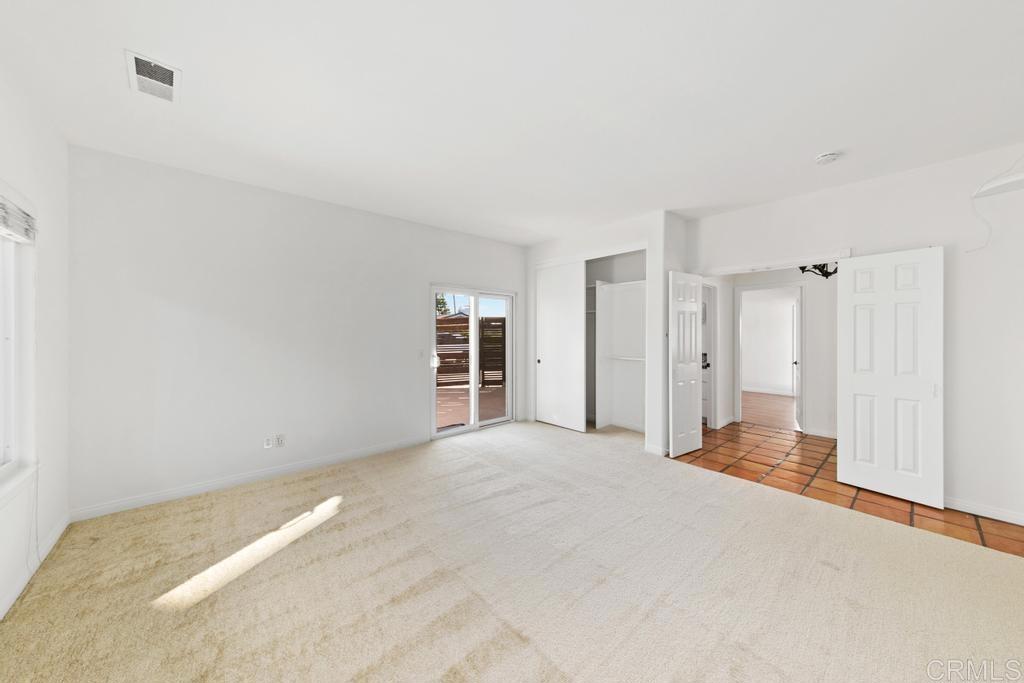 869 Eugenie Avenue Property Photo 33