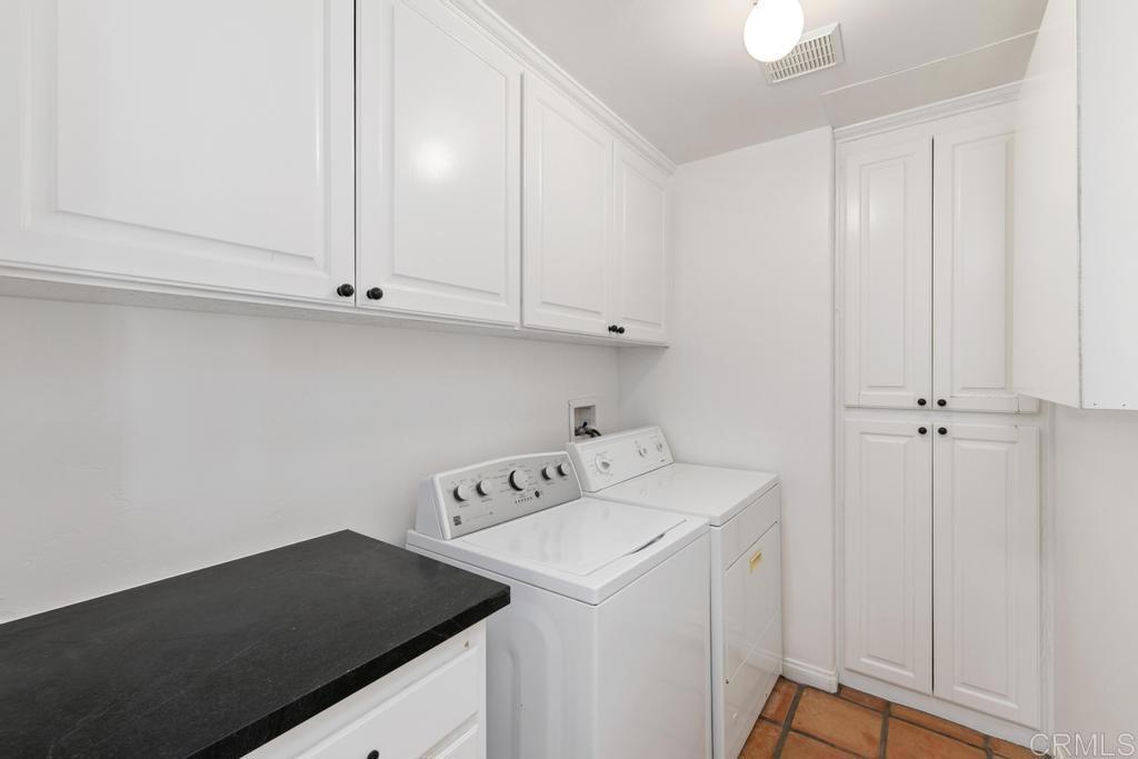 869 Eugenie Avenue Property Photo 54