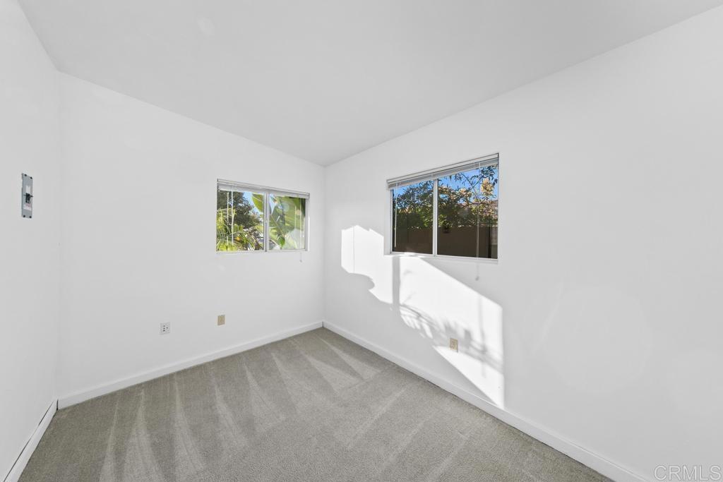 869 Eugenie Avenue Property Photo 58