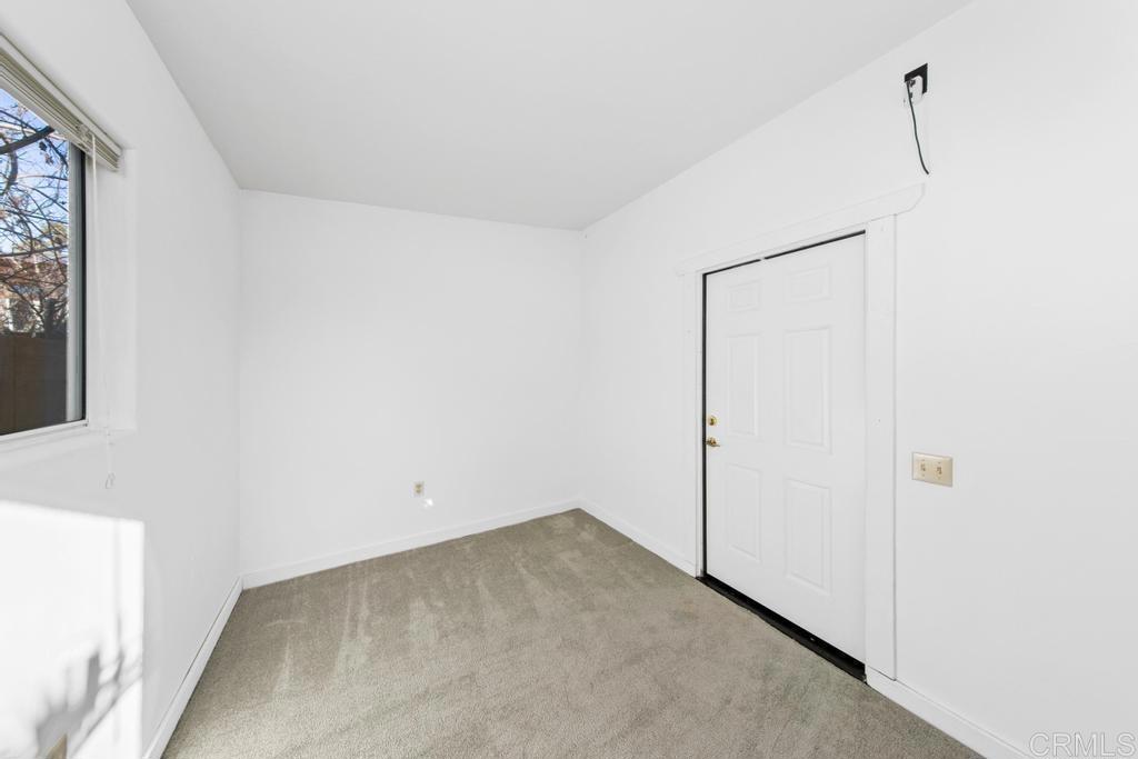 869 Eugenie Avenue Property Photo 74
